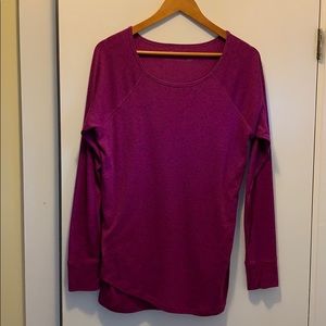 Long sleeve pullover Active wear shirt